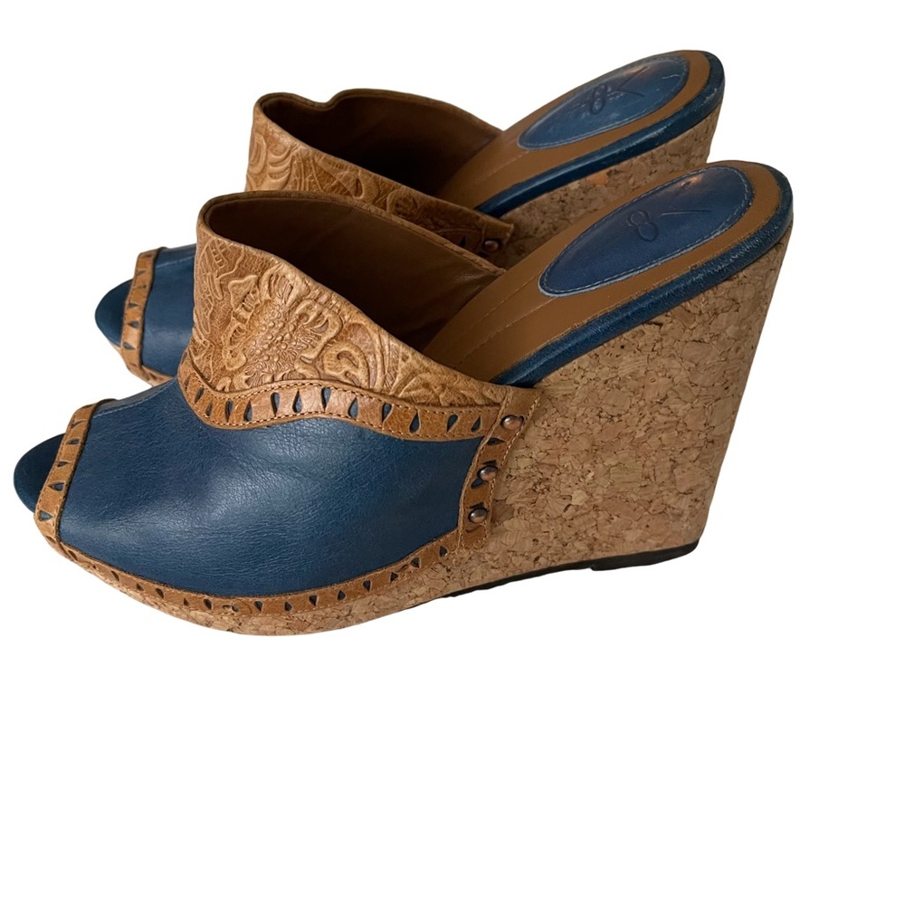 YKnot “Saddle Up” Denim Blue and Brown Hand Tooled Leather Wedges. Size 9